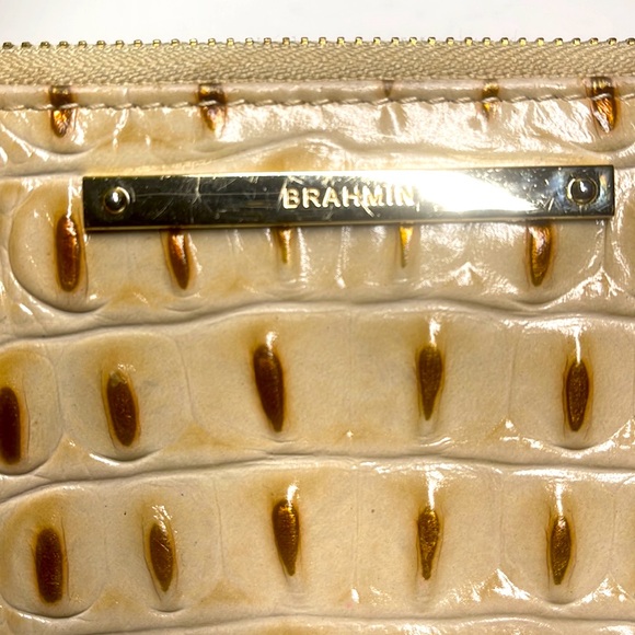 Brahmin Alligator Skinned Wallet - Picture 3 of 8